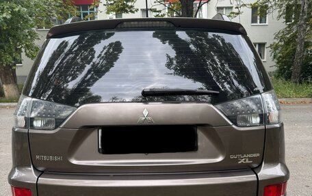Mitsubishi Outlander III рестайлинг 3, 2011 год, 1 000 000 рублей, 6 фотография
