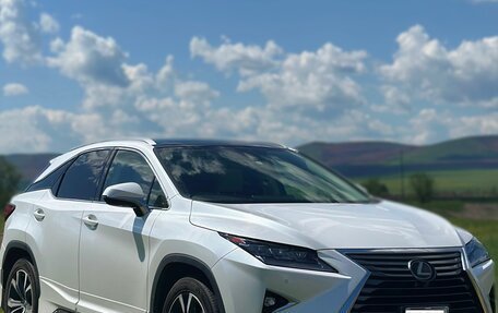 Lexus RX IV рестайлинг, 2017 год, 4 200 000 рублей, 1 фотография