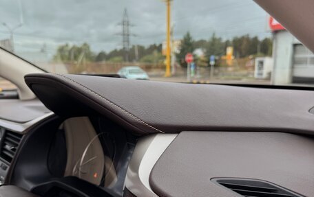 Lexus RX IV рестайлинг, 2017 год, 4 200 000 рублей, 7 фотография