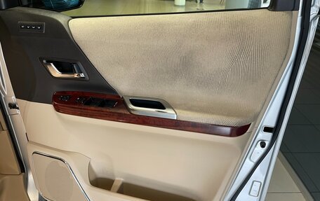 Toyota Alphard III, 2009 год, 1 990 000 рублей, 12 фотография