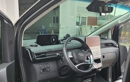 Hyundai Staria, 2022 год, 2 804 000 рублей, 10 фотография