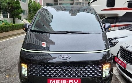 Hyundai Staria, 2022 год, 2 804 000 рублей, 3 фотография