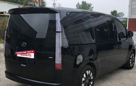 Hyundai Staria, 2022 год, 2 804 000 рублей, 2 фотография