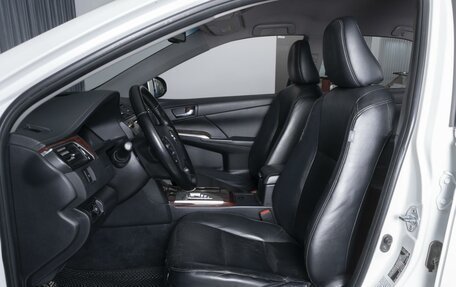 Toyota Camry, 2014 год, 1 794 000 рублей, 10 фотография