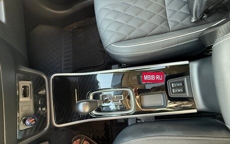Mitsubishi Outlander III рестайлинг 3, 2022 год, 2 970 000 рублей, 13 фотография