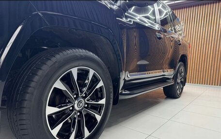 Toyota Land Cruiser 200, 2014 год, 6 500 000 рублей, 2 фотография