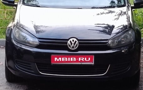 Volkswagen Golf VI, 2011 год, 800 000 рублей, 1 фотография