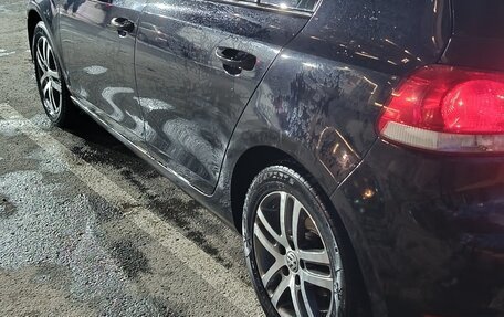 Volkswagen Golf VI, 2011 год, 800 000 рублей, 2 фотография