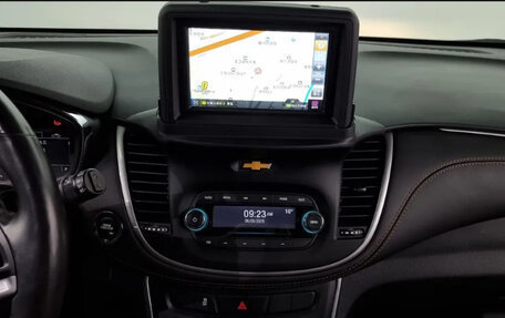 Chevrolet Trax, 2021 год, 1 080 000 рублей, 12 фотография