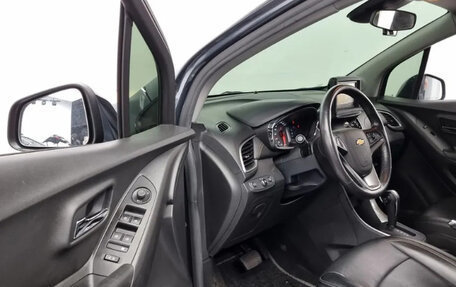 Chevrolet Trax, 2021 год, 1 080 000 рублей, 7 фотография