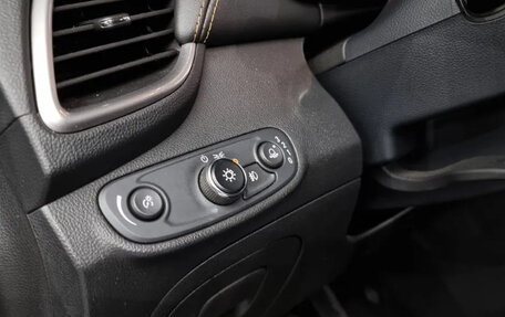 Chevrolet Trax, 2021 год, 1 080 000 рублей, 11 фотография