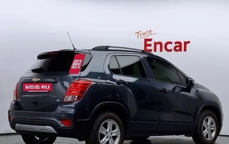 Chevrolet Trax, 2021 год, 1 080 000 рублей, 2 фотография