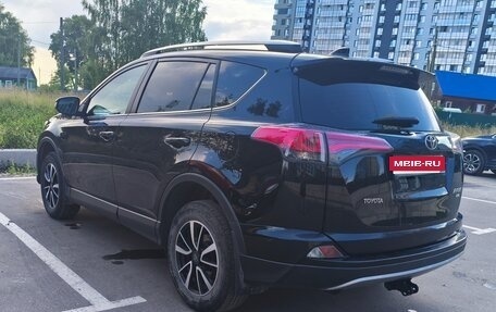 Toyota RAV4, 2018 год, 2 480 000 рублей, 6 фотография