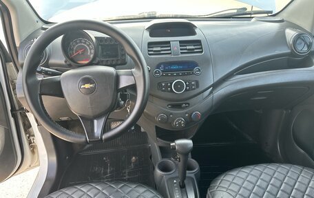 Chevrolet Spark III, 2013 год, 595 000 рублей, 5 фотография
