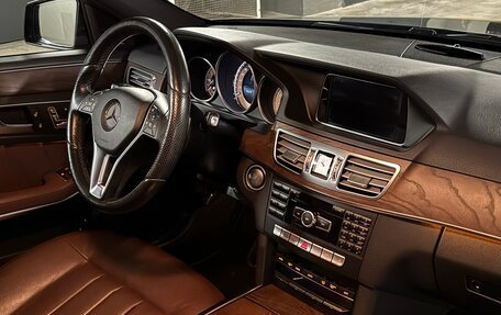 Mercedes-Benz E-Класс, 2015 год, 3 497 000 рублей, 5 фотография