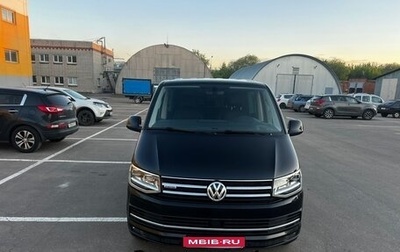 Volkswagen Multivan T6 рестайлинг, 2018 год, 3 400 000 рублей, 1 фотография