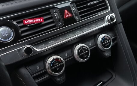 Genesis G70 I, 2018 год, 1 990 000 рублей, 12 фотография