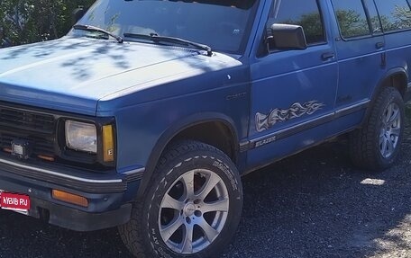 Chevrolet Blazer I рестайлинг, 1992 год, 400 000 рублей, 1 фотография