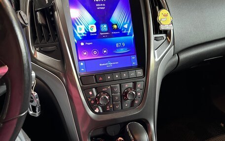 Opel Astra J, 2010 год, 780 000 рублей, 12 фотография