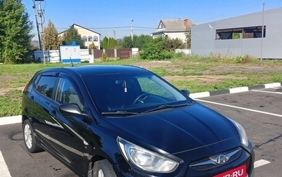 Hyundai Solaris II рестайлинг, 2011 год, 720 000 рублей, 1 фотография