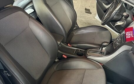 Opel Astra J, 2010 год, 780 000 рублей, 14 фотография