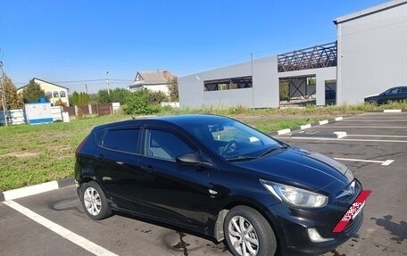 Hyundai Solaris II рестайлинг, 2011 год, 720 000 рублей, 5 фотография
