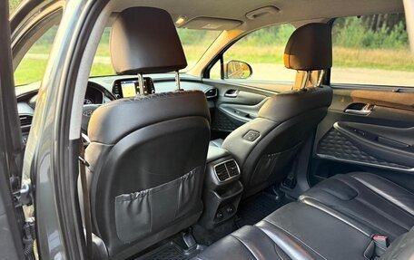 Hyundai Santa Fe IV, 2019 год, 2 500 000 рублей, 23 фотография