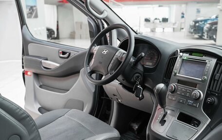 Hyundai Grand Starex Grand Starex I рестайлинг 2, 2013 год, 1 399 000 рублей, 14 фотография