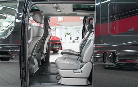 Hyundai Grand Starex Grand Starex I рестайлинг 2, 2013 год, 1 399 000 рублей, 8 фотография