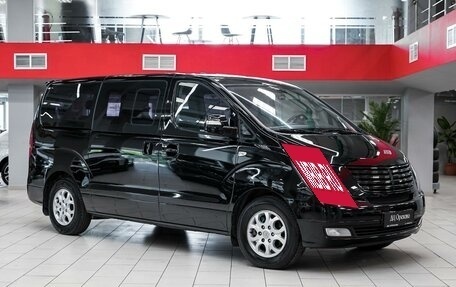 Hyundai Grand Starex Grand Starex I рестайлинг 2, 2013 год, 1 399 000 рублей, 3 фотография