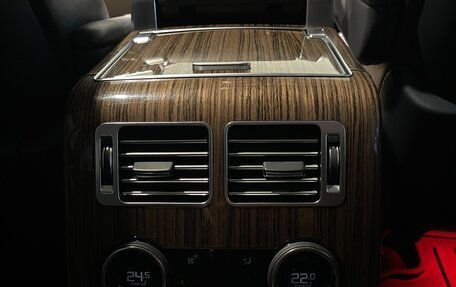 Land Rover Range Rover IV рестайлинг, 2018 год, 7 200 000 рублей, 25 фотография