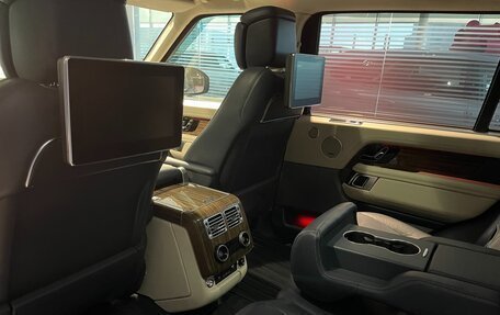 Land Rover Range Rover IV рестайлинг, 2018 год, 7 200 000 рублей, 24 фотография