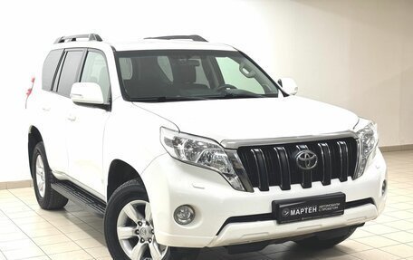 Toyota Land Cruiser Prado 150 рестайлинг 2, 2017 год, 4 125 000 рублей, 3 фотография