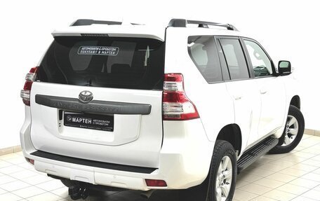 Toyota Land Cruiser Prado 150 рестайлинг 2, 2017 год, 4 125 000 рублей, 9 фотография