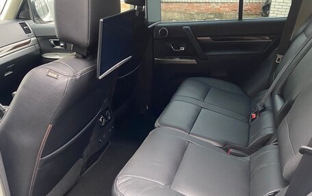 Mitsubishi Pajero IV, 2019 год, 4 250 000 рублей, 6 фотография