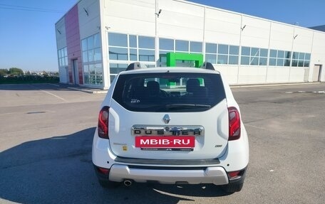 Renault Duster I рестайлинг, 2017 год, 1 300 000 рублей, 3 фотография