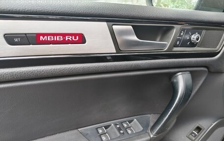 Volkswagen Touareg III, 2011 год, 2 020 000 рублей, 4 фотография