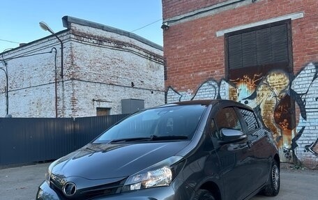 Toyota Vitz, 2016 год, 860 000 рублей, 4 фотография