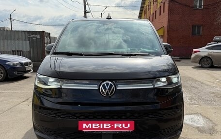 Volkswagen Multivan, 2022 год, 6 500 000 рублей, 2 фотография