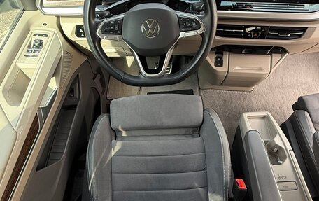 Volkswagen Multivan, 2022 год, 6 500 000 рублей, 13 фотография