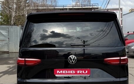Volkswagen Multivan, 2022 год, 6 500 000 рублей, 8 фотография