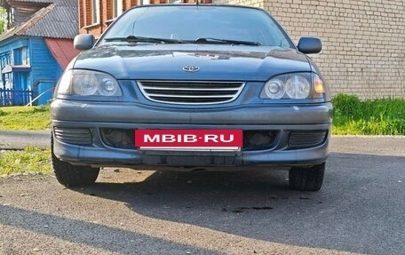Toyota Avensis III рестайлинг, 2000 год, 230 000 рублей, 4 фотография