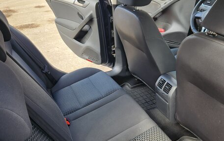 Volkswagen Golf VI, 2010 год, 750 000 рублей, 11 фотография