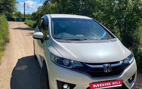 Honda Fit III, 2016 год, 870 000 рублей, 2 фотография