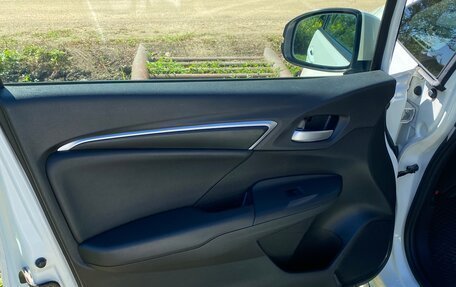 Honda Fit III, 2016 год, 870 000 рублей, 11 фотография