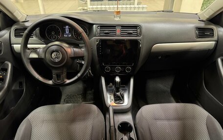 Volkswagen Jetta VI, 2012 год, 1 280 000 рублей, 8 фотография