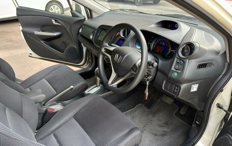 Honda Insight II рестайлинг, 2010 год, 900 000 рублей, 7 фотография