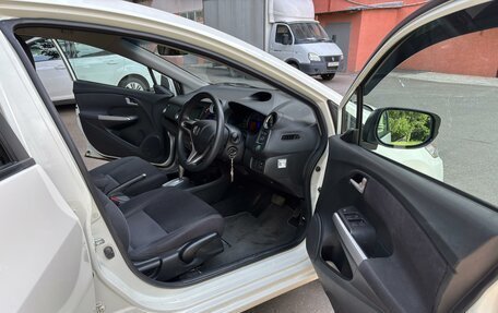 Honda Insight II рестайлинг, 2010 год, 900 000 рублей, 14 фотография