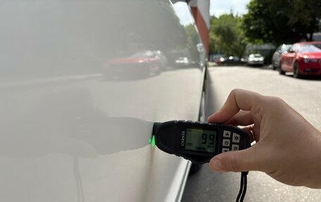 Honda Insight II рестайлинг, 2010 год, 900 000 рублей, 24 фотография