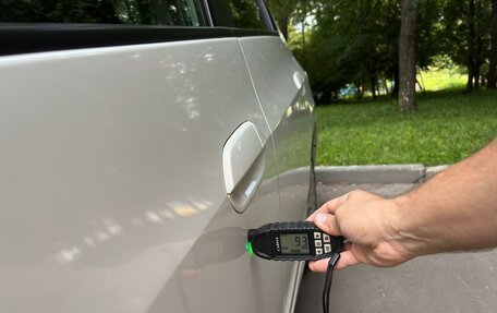 Honda Insight II рестайлинг, 2010 год, 900 000 рублей, 31 фотография